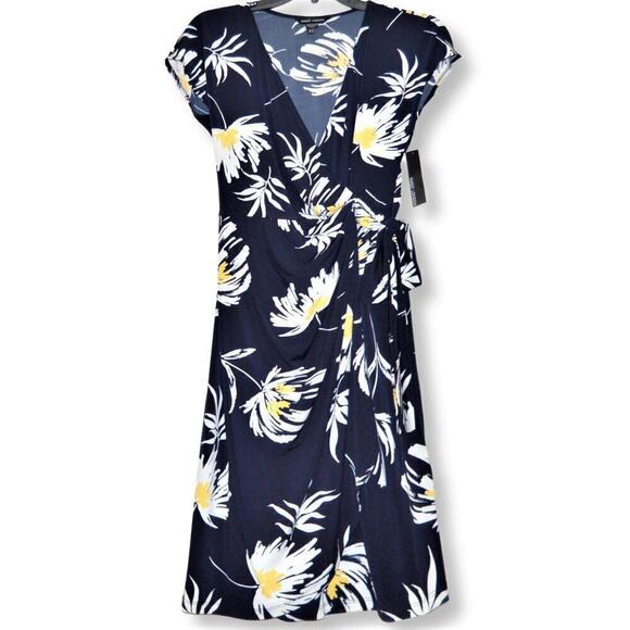 New! Maggy London Women's Floral Print V-neck Wrap Mini Dress - Picture 5 of 6